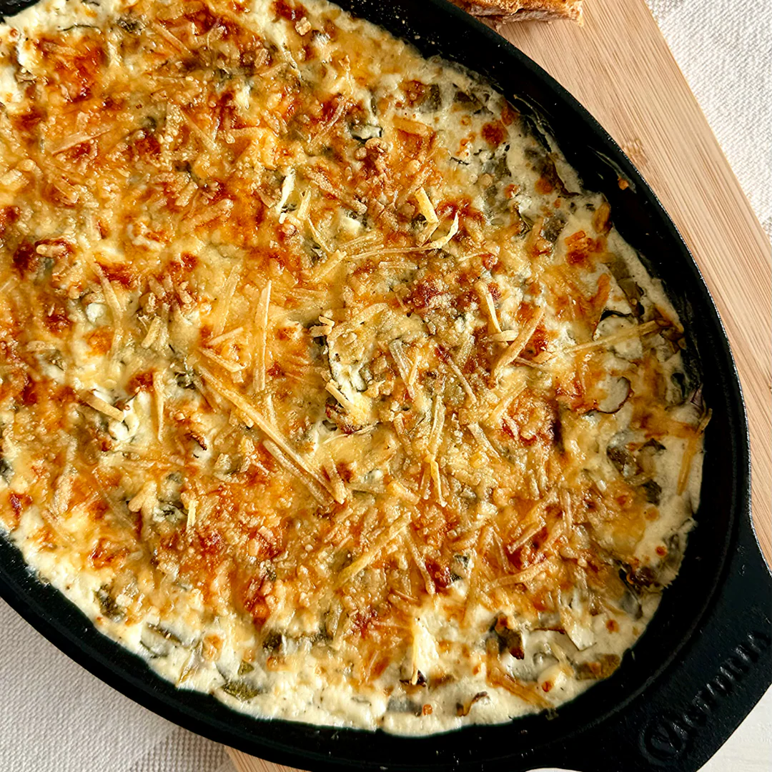 Dip de Espinacas al Horno: El Antojito Cremoso Perfecto 🥬🧀