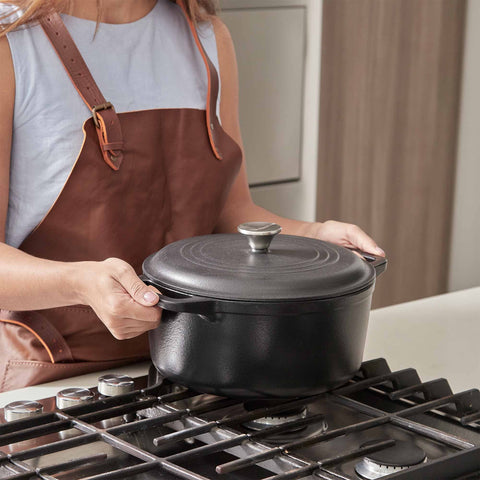Olla dutch oven 5,7 L – hierro fundido esmaltado + malla limpiadora